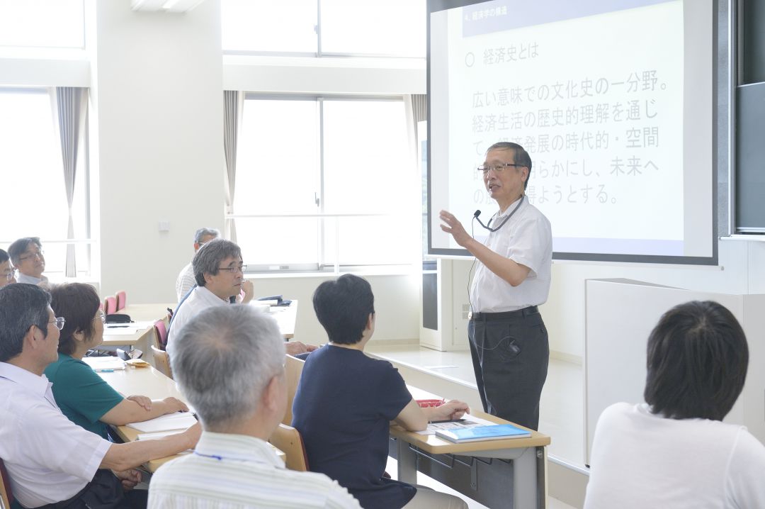 創価大学が生涯学習の一環で「SOKAセレクト・パック」を実施中 — 幅広い年代に学びの機会を提供