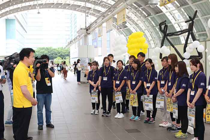 共栄大学の学生が「ツール・ド・フランスさいたまクリテリウム」に運営スタッフとして参加 — さいたま市との新しい官学連携の形