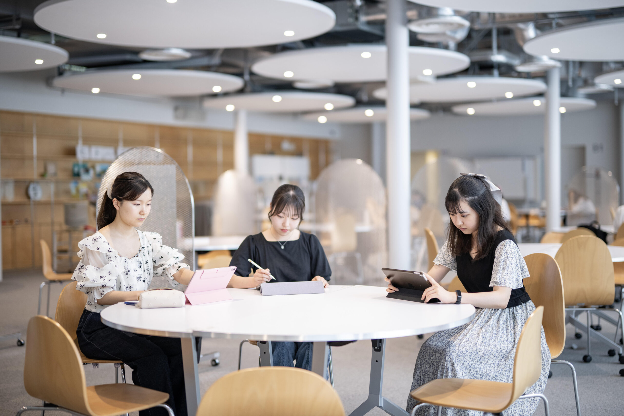 地方からの進学者を経済面で支援する「日本女子大学入学前予約型給付奨学金」を新設 ― 一般選抜受験予定者最大30名に4年間総額200万円の給付を入学前に約束 ―