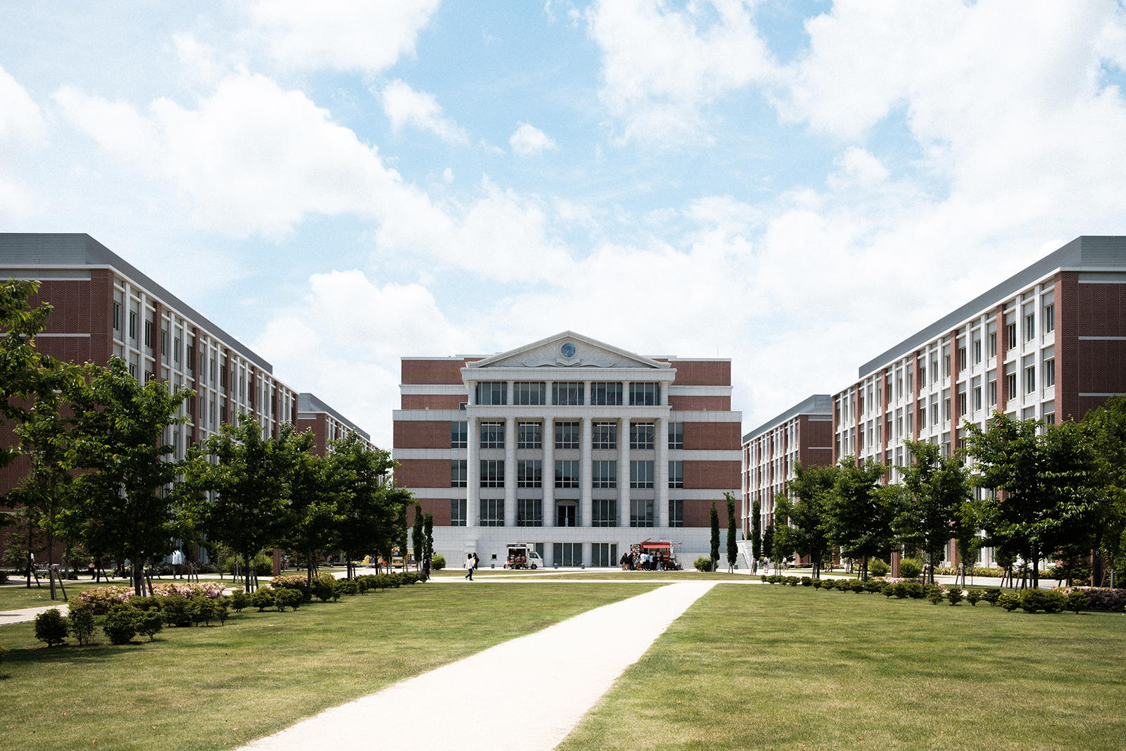 杏林大学保健学部オープンキャンパスを8月10日、11日に開催 〈7月10日より専用サイトで予約開始〉