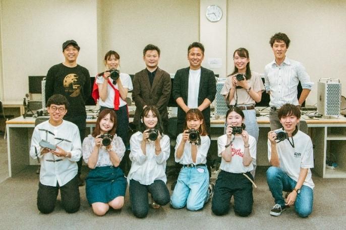 ◆メディア制作を学ぶ16人の関西大学生が、「GooPass」のレビューを書いてみた ◆カメラ素人の学生が最新機種をレンタルして1カ月生活してみたら…