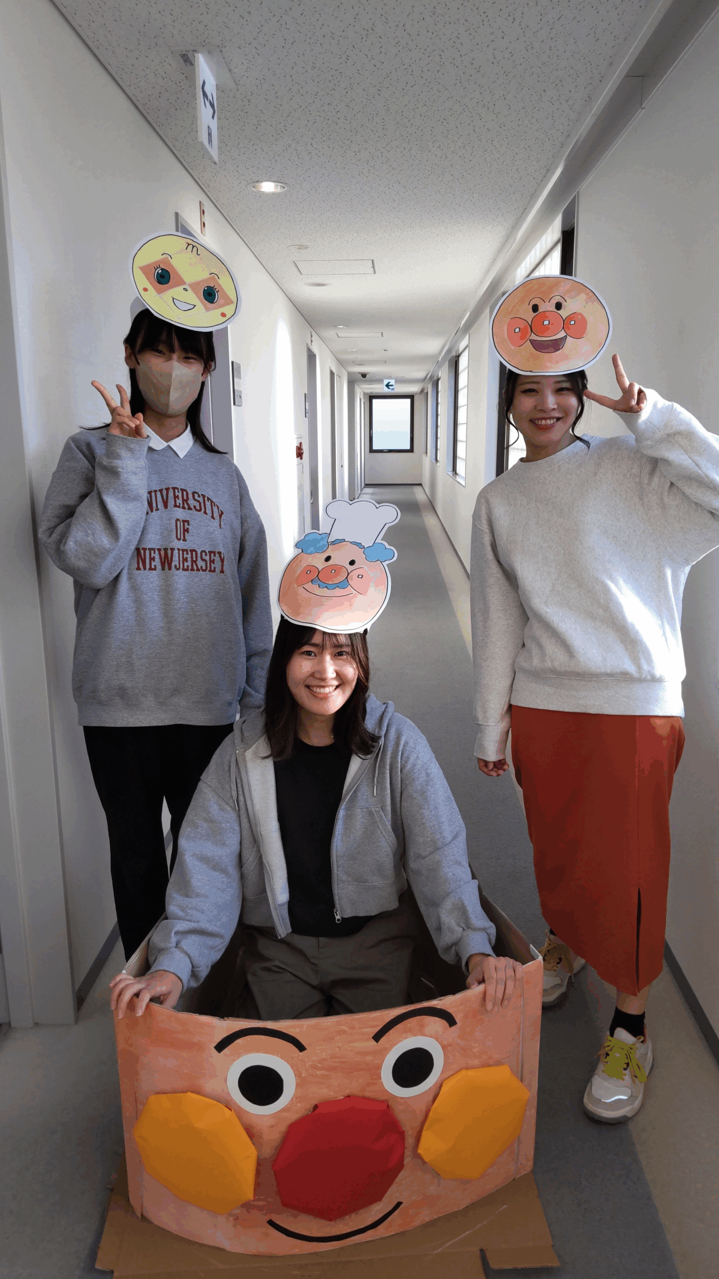 いろんなのりものの歌が大集合！幼児教育学科 臼井奈緒准教授が大宮交通公園で「ワクワクのりものコンサート」を開催