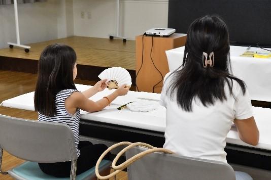 ◆関西大学が夏休みの自由研究をサポート！？◆ 来たれキッズ！夏休みのわくわく体験は関大で 【日程】①7月31日(木)、8月1日(金)　②8月2日(土)　【場所】関西大学千里山キャンパス