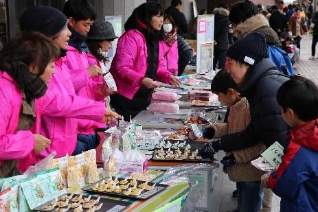 ◆関西大学で「まちFUNまつりin関西大学2019」を開催◆～ わくわく科学実験に防災イベント、スポーツ体験、子ども縁日ほか ～ママも！キッズも！忍者も！？地域のための学園祭！