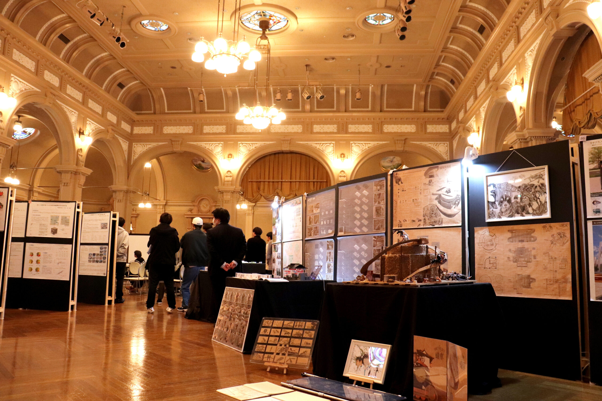 大阪電気通信大学が2月3～10日まで建築学科合同卒業制作展2024「Untitled」を開催 ― 学生らが企画・運営、観る人と響き合う、自由で多様なアートの空間を作る