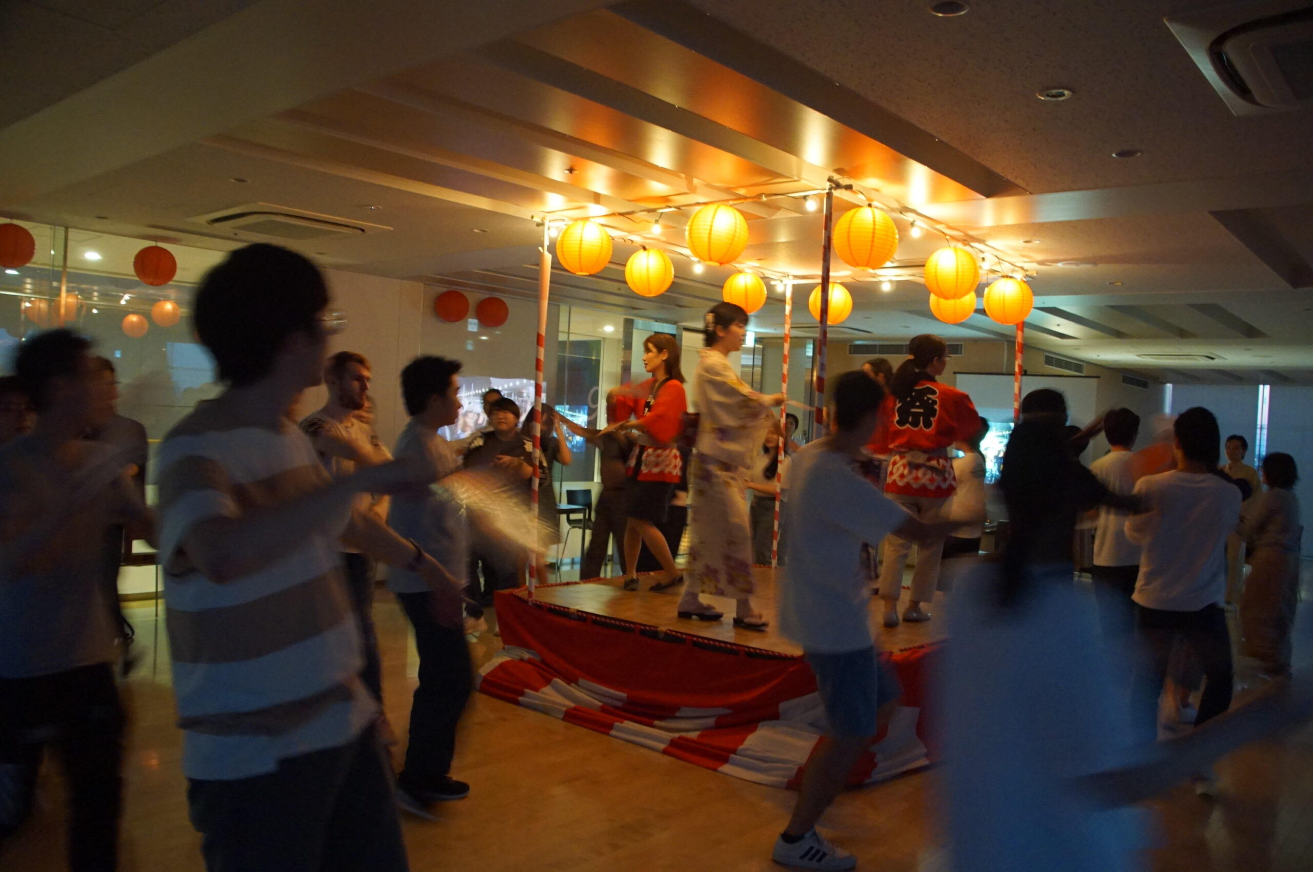 拓殖大学　日本文化体験講座「拓殖インターナショナル盆踊り大会」を開催