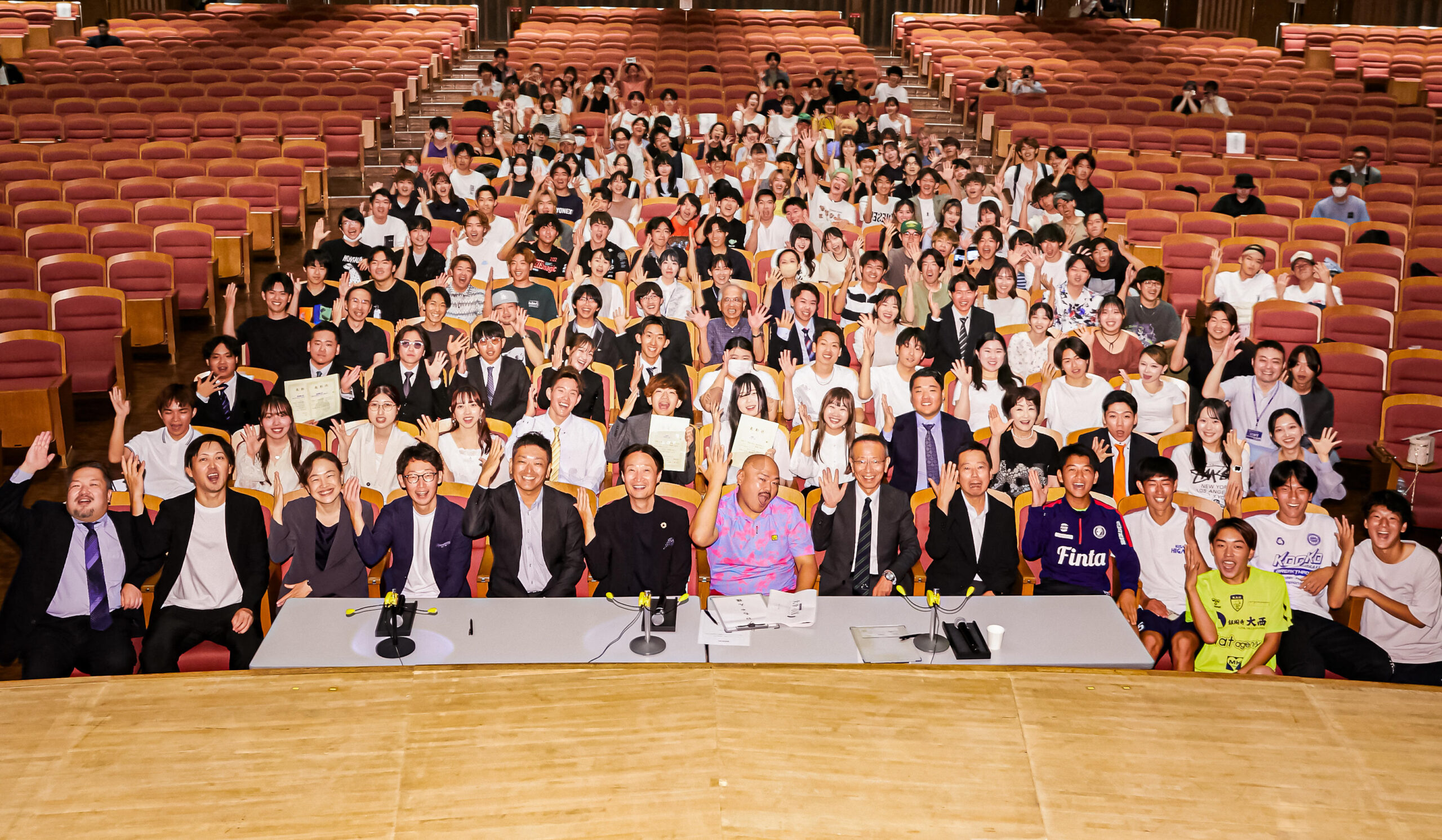 【京都産業大学】経営学部生が「大学DXと未来のキャンパスライフ」をテーマにソフトバンク株式会社と連携し動画制作に挑戦！