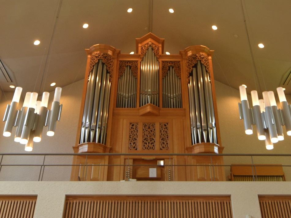 東洋英和女学院大学が11月22日にチャペルコンサート、11月27日にアドヴェント点灯式、12月18日にクリスマス礼拝を開催