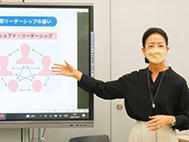 11/26 高砂熱学工業で本学教授が女性のキャリア形成について講義  産学連携で女性社員の自律的なキャリア育成構築へ女性リーダー実例としてエフエムさがみ代表・平岩氏とのトークセッション実施