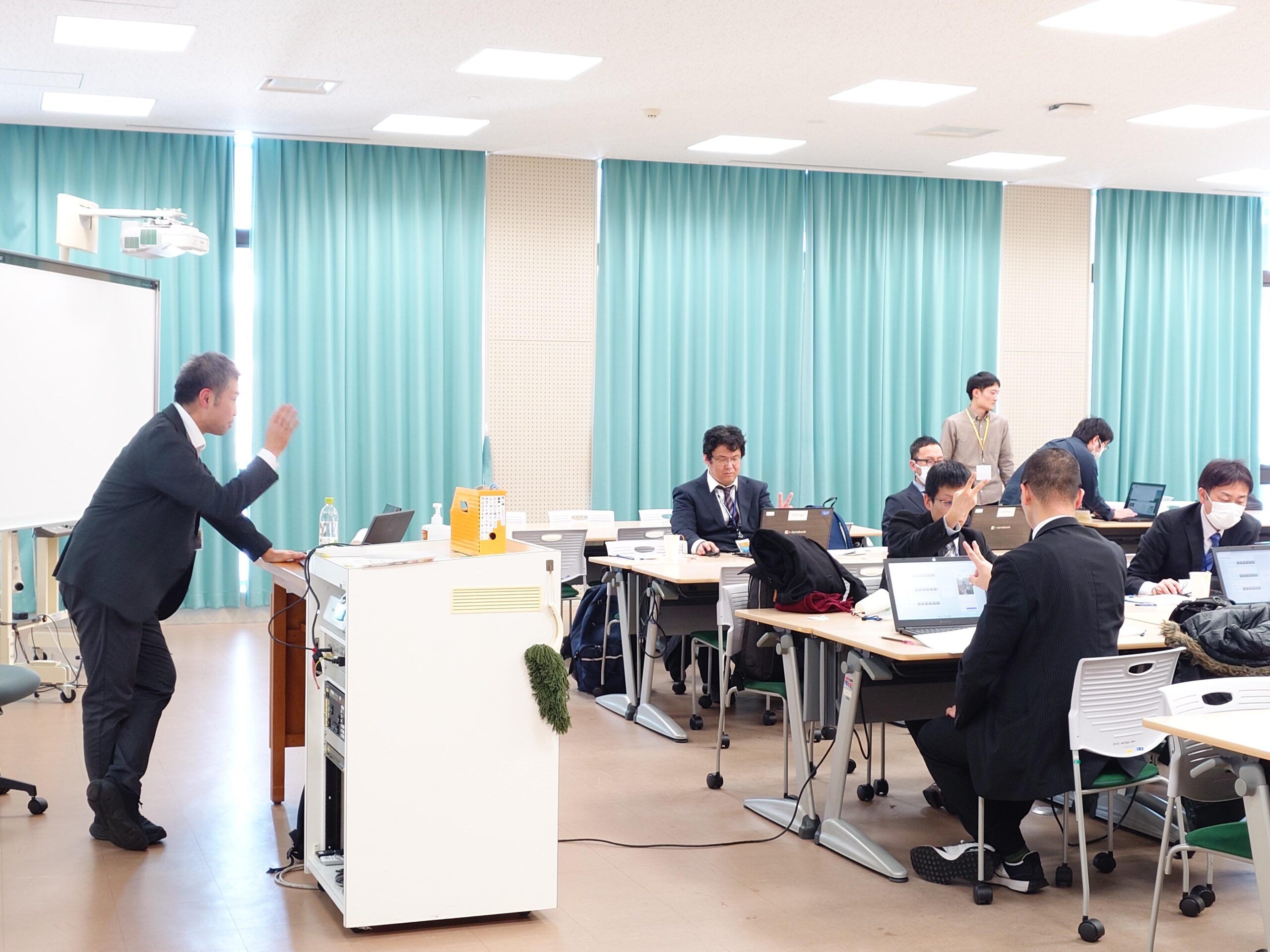 【高校教員を対象に教育現場のDX最前線を公開！】高校・大学教員による実践事例と体験講座を通じて、教育の未来を共に考える「第3回 DXハイスクール応援プログラム」を開催。2025年8月5日（火）・６日（水）　金沢工業大学扇が丘キャンパス