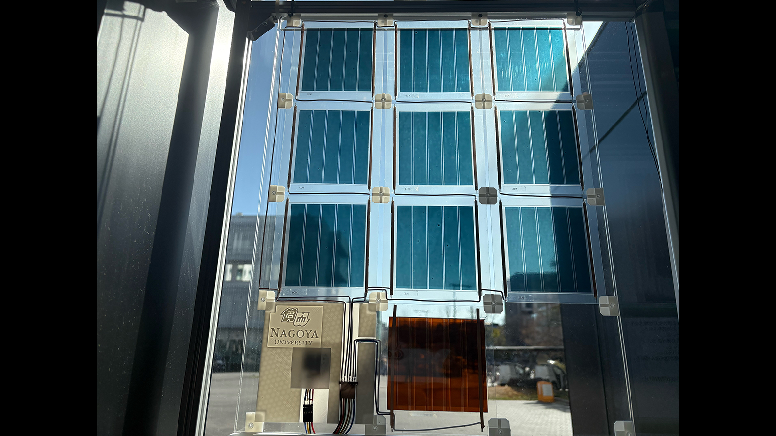 【名古屋大学】単層カーボンナノチューブ電極を用いたペロブスカイト太陽電池　～名大で実証実験へ～