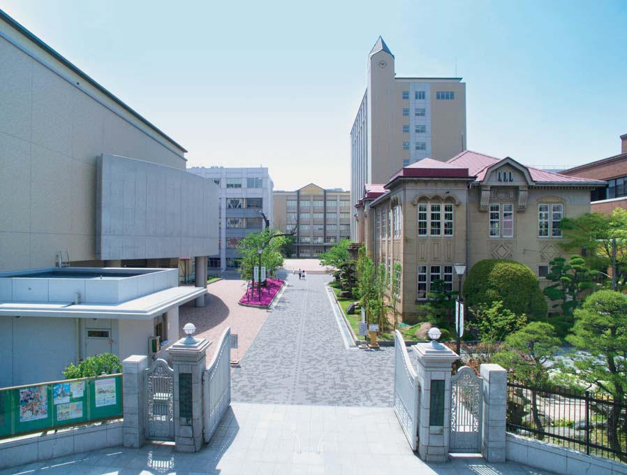 自転車の利用率が高い東大阪市にある樟蔭高等学校の生徒たちが、自転車の安全のために活躍　■Safety Bicycle 推進校に指定されます！