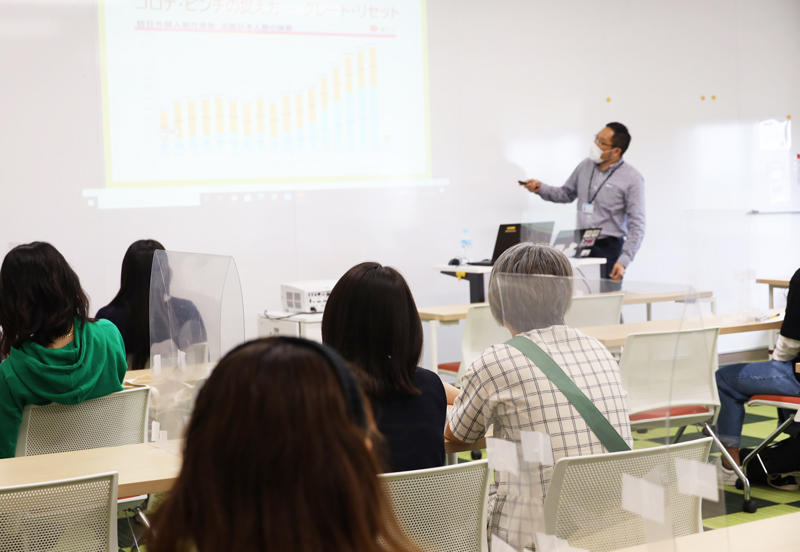 流通科学大学がオープンキャンパス担当の全学生・教職員スタッフを対象にPCR検査を実施 — 来場者が安心できる環境づくりのために