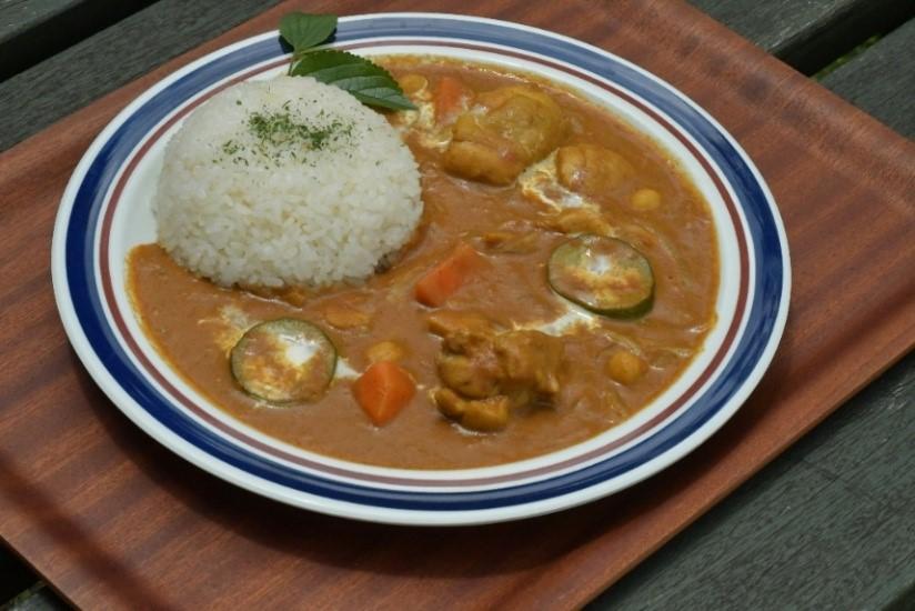 神戸女学院大学が8月24・25日の「宝塚カレーグランプリ2025」に出場 ― 生命環境学部の学生が開発した「チキンティッカマサラカレー」を出品