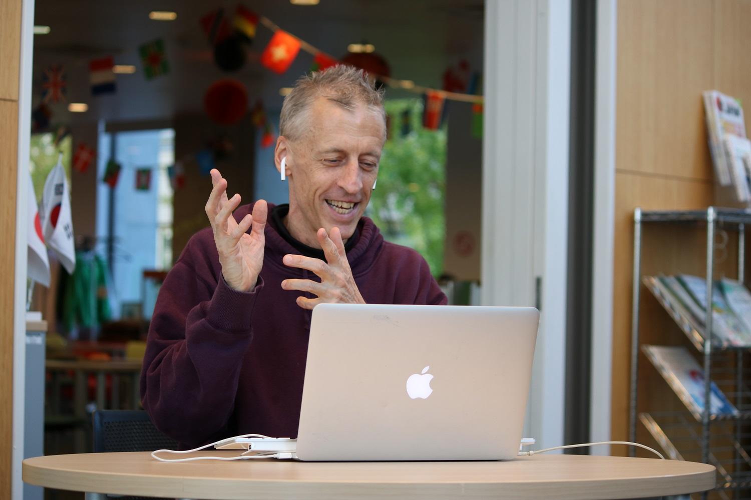 【武蔵大学】毎週水曜日は海外協定校とChitchat！ — グローバル教育センターが展開する新しいプログラム —