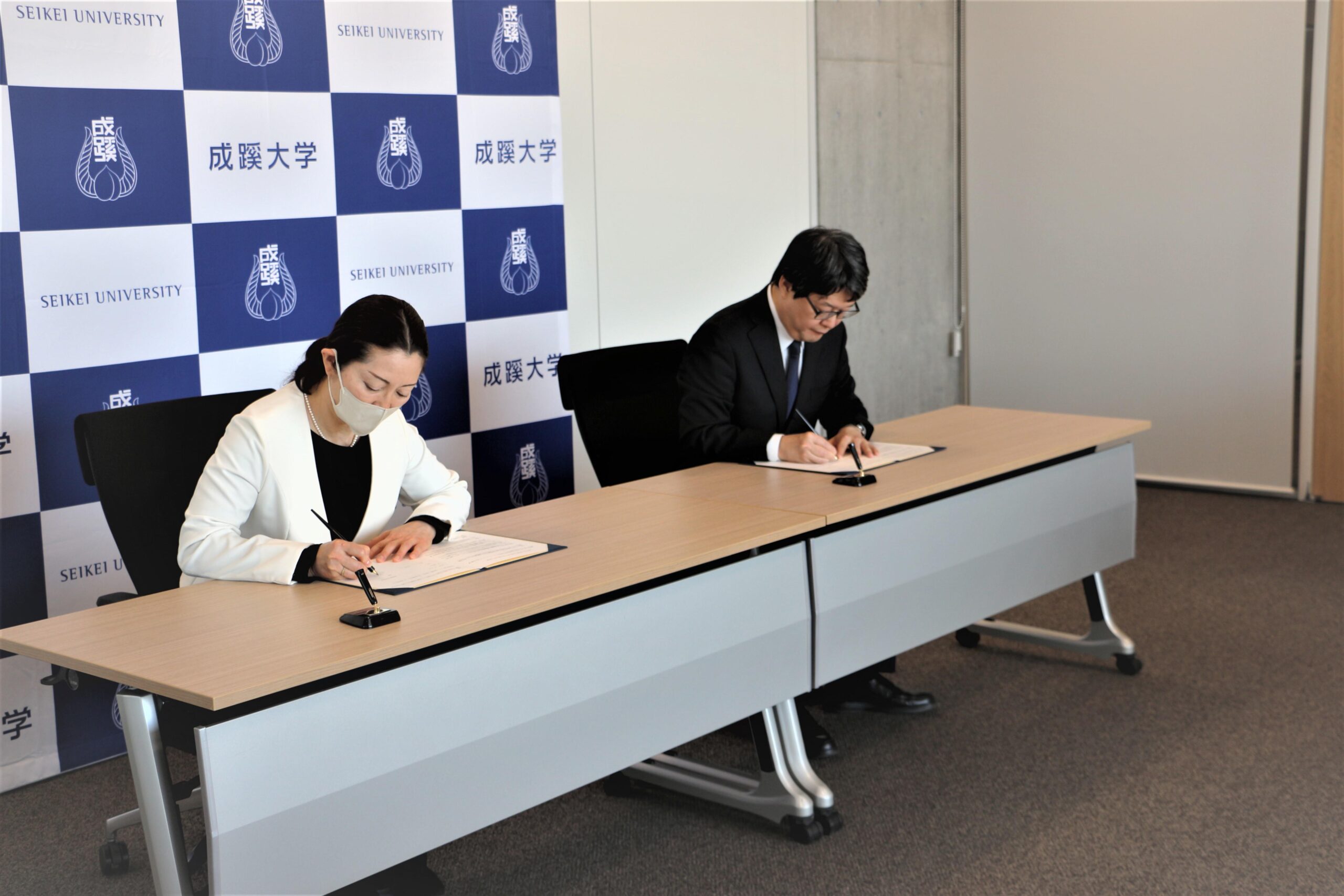 成蹊大学と大妻多摩中学高等学校が高大連携協定を締結