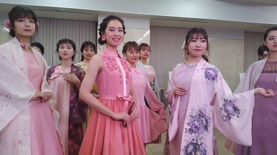 共立女子大学がSDGsに向けた地域連携ファッションショーを開催 — 地域連携・大学間連携で一大プロジェクトに —