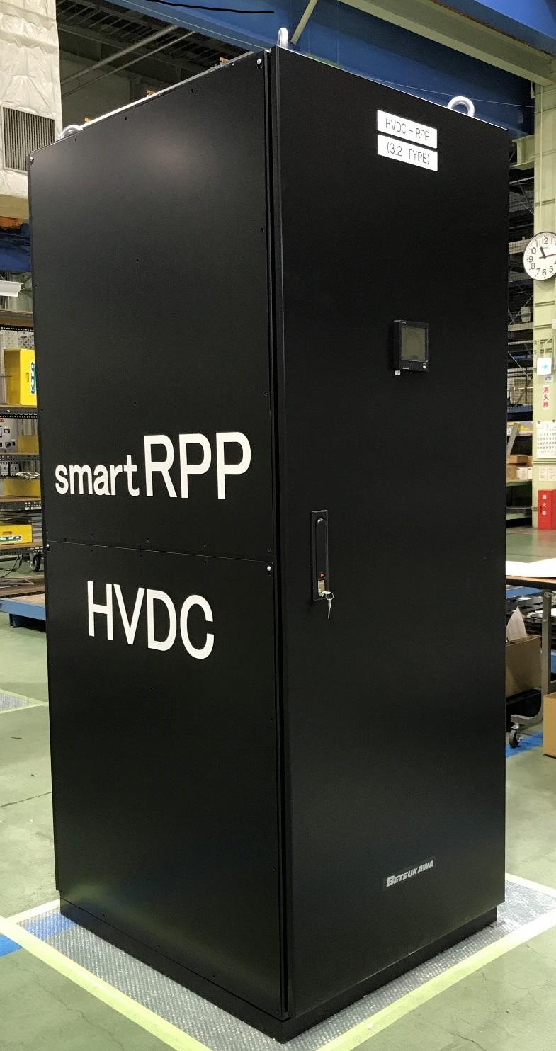 阪神・淡路大震災クラスの地震でも耐えられる。別川製作所が既存の建物むけに新たに開発したデータセンター向け分電盤の耐震性能を共同研究で実証。自然災害に強靭な社会構築に期待。 — 金沢工業大学