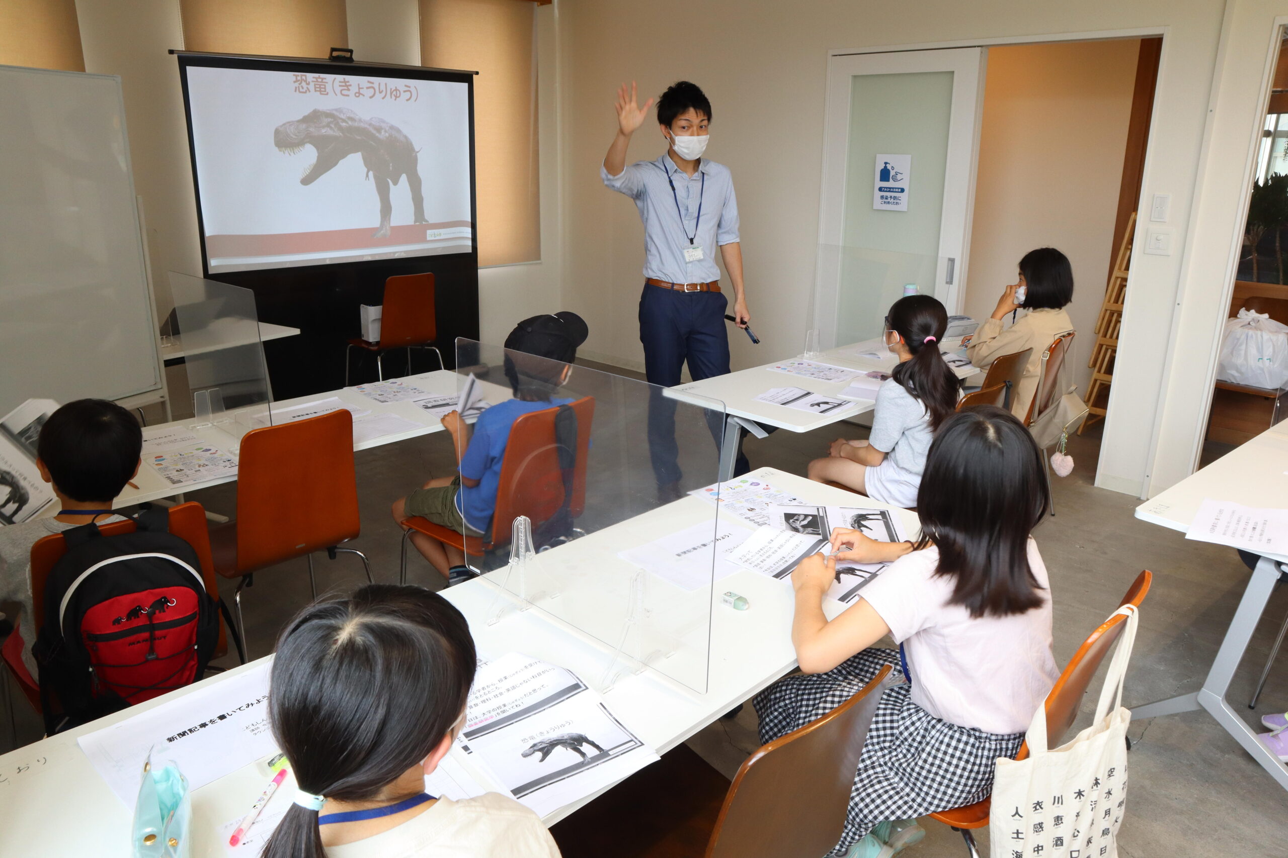 多摩大学が小田急多摩線・栗平駅前の「CAFE & SPACE L.D.K」で小学生を対象とした「マチカドこども大学」を6月にプレ開校 — 来年4月の本開校までに約10講座等を予定