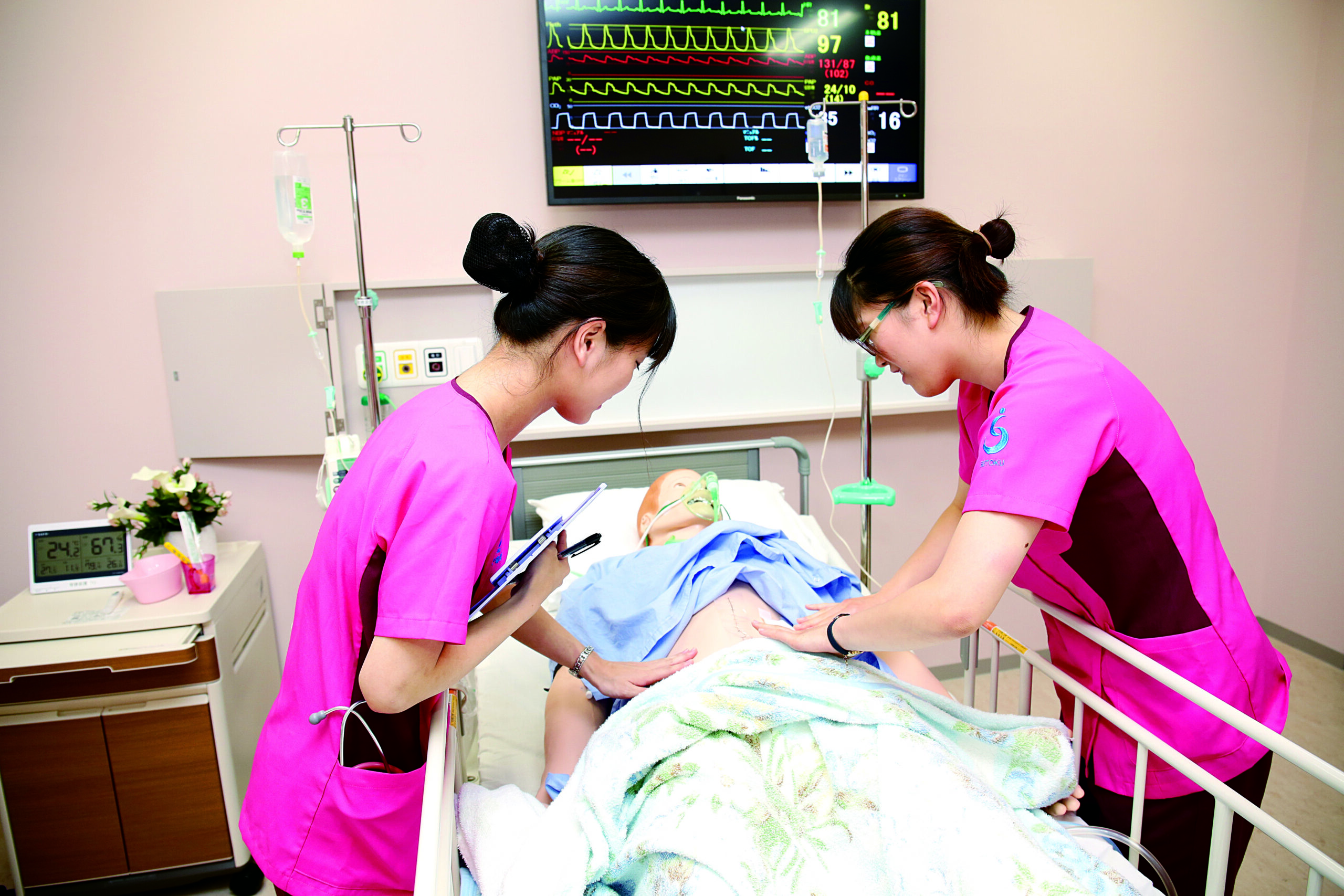 聖徳大学が5月12日に体験型イベント「看護フェスタ2019」を開催 — 「骨の健康」「心の健康」「血管の健康」測定コーナーや健康相談などが充実