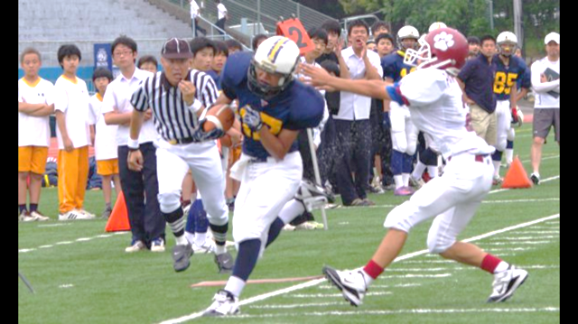 ◆ 関西大学アメフト部が”フェアプレー専門”の新コーチを正式委嘱 ◆ ルール指導20年のキャリアを持つ本学OB・藤井克章氏が就任 ～真摯に、フェアに、自分自身を磨きぬく。学生スポーツの意義を問う！～