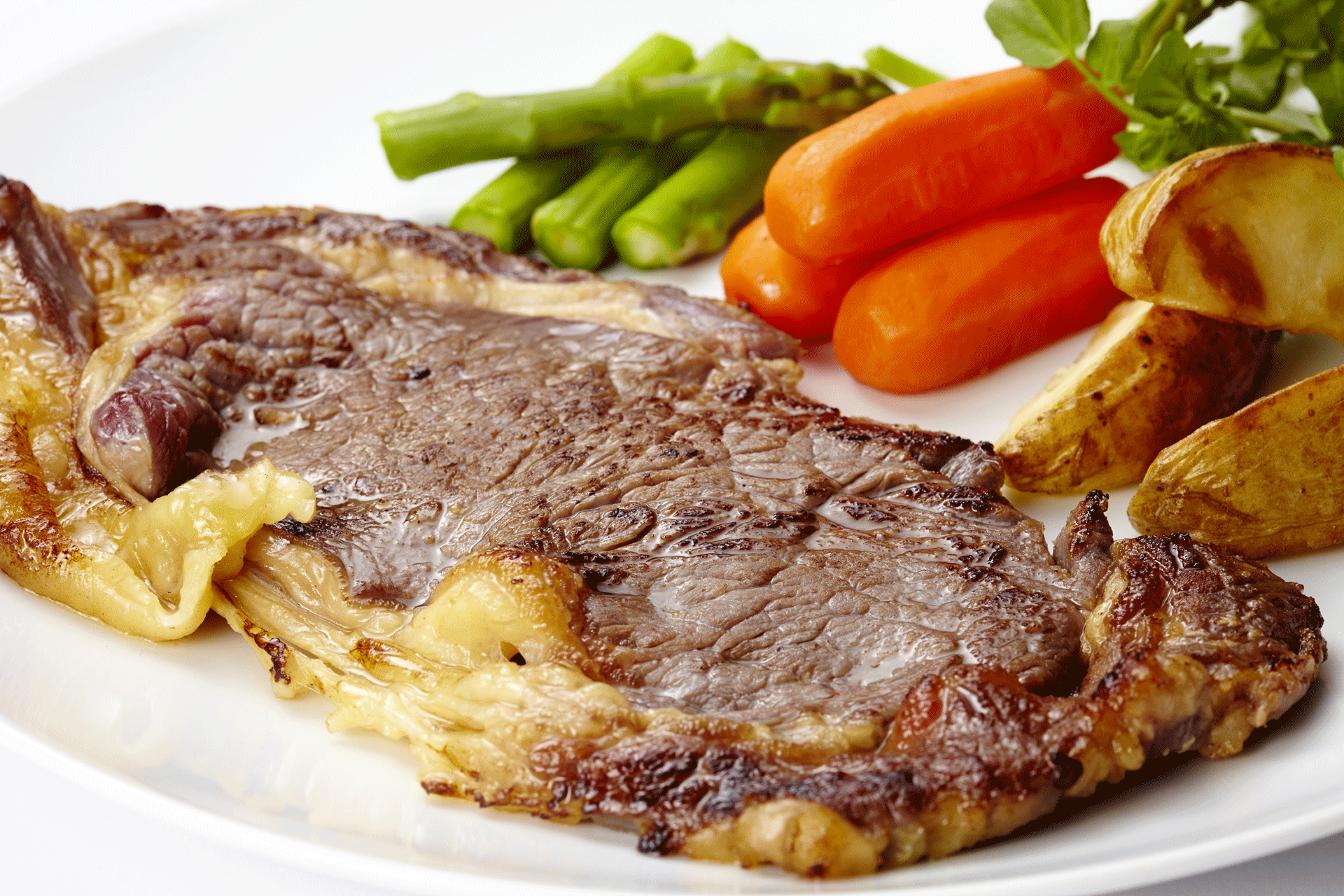 北里大学が小田急百貨店町田店の「北海道物産展」に出店 — 獣医学部附属フィールドサイエンスセンター八雲牧場が育てた北里八雲牛の加工品を販売