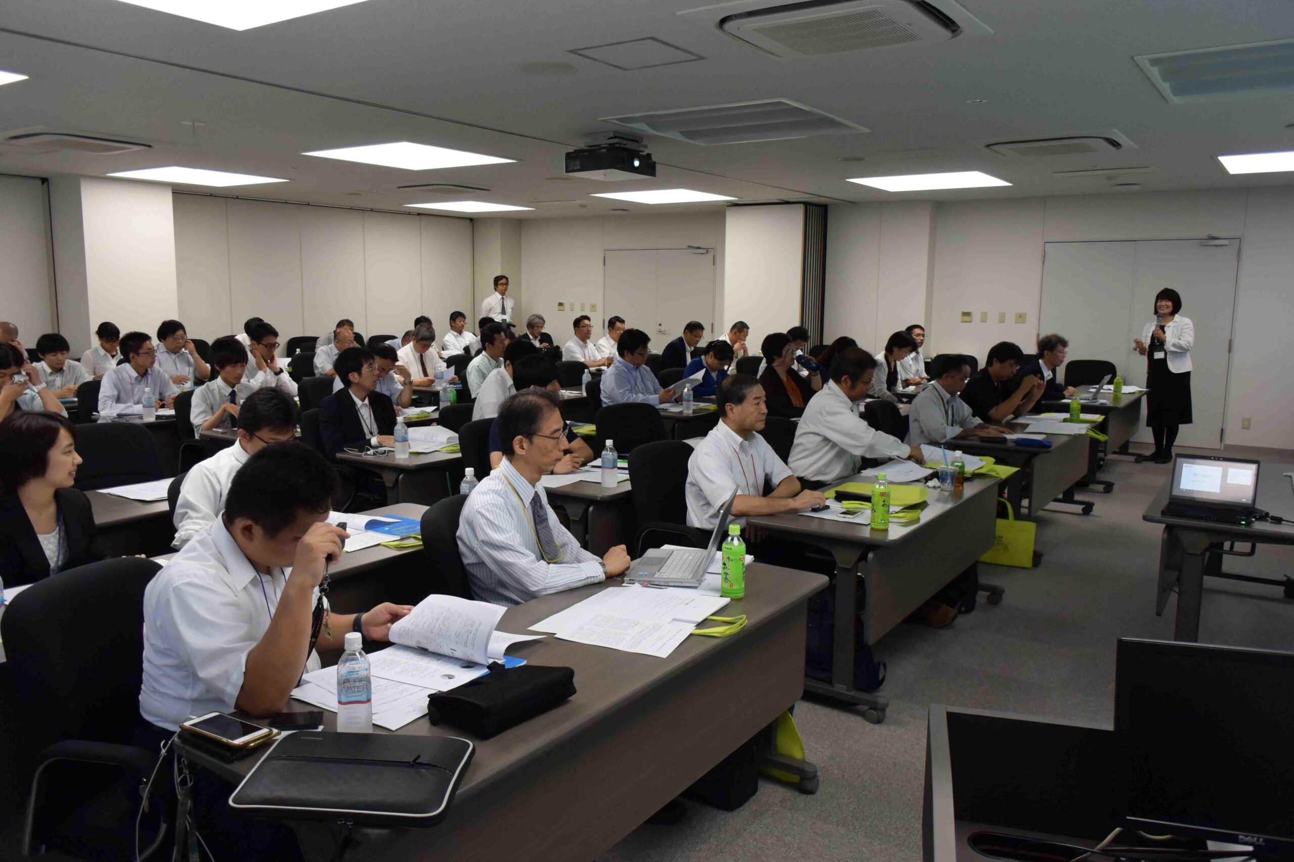 江戸川大学が7月29日に「第6回 情報教育研究会」を開催 — 次世代を担う若者の情報社会での問題解決力の育成について