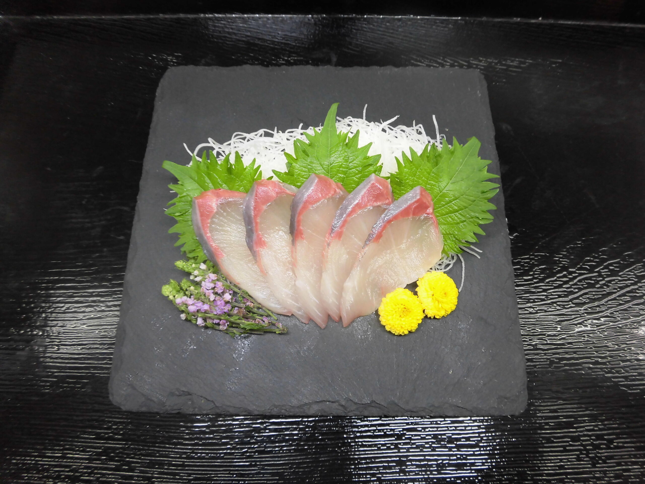 近畿大学が開発した交雑魚「ブリヒラ」を限定発売_スーパー「ベイシア」全店舗で7月1日（月）から