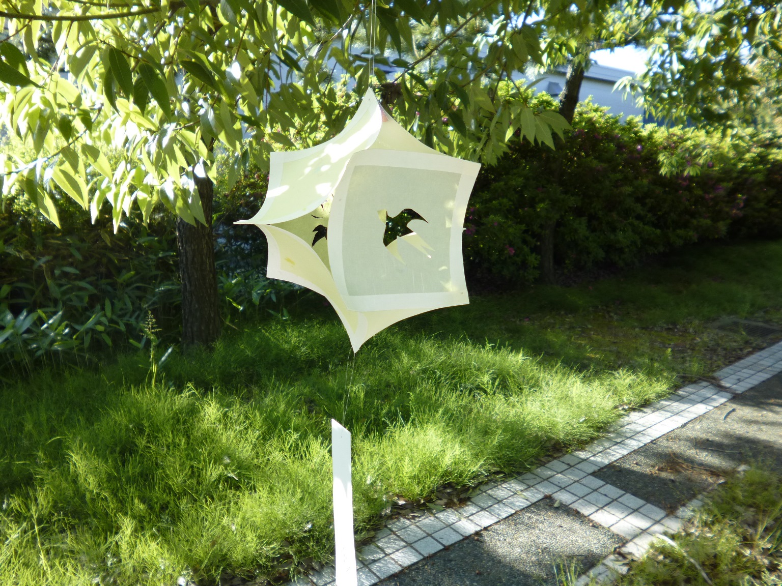 金沢発の新しい風鈴「かなざわ風鈴」をつくるワークショップを開催 — 金沢工業大学