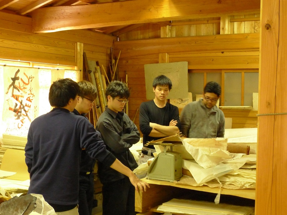 2015年度「学生プロジェクト」16団体の活動がスタート～空き家の再生、子どもと飛行機製作、石垣島サンゴ保全など個性的な活動勢ぞろい～芝浦工業大学