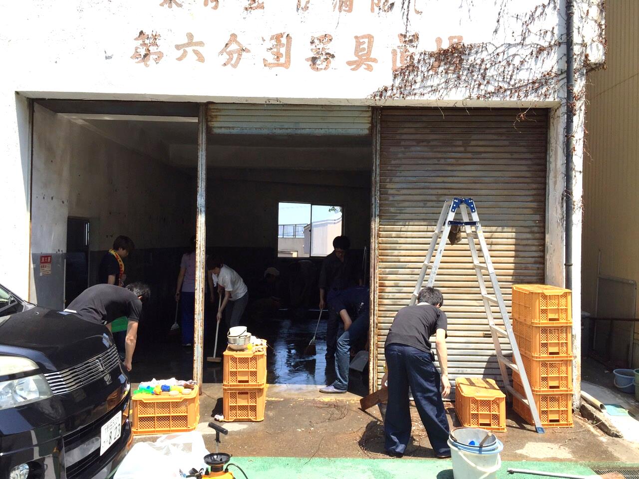 静岡の消防団跡地をまちのシェアキッチンにリノベーション～「ダイロクキッチン」竣工に向けて作業進行 — 芝浦工業大学