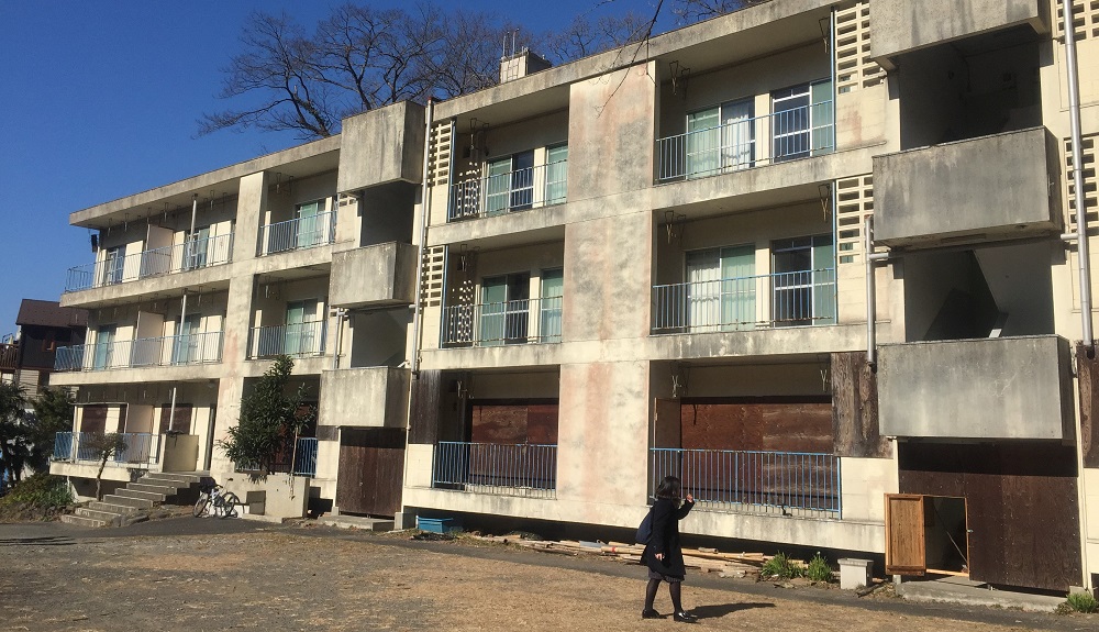 逗子市・旧野外活動センターで、空き施設の活用方法を考えるワークショップを開催 — 関東学院大学