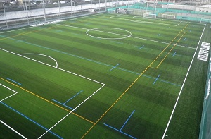 寄付金を体育会クラブ所属学生の奨学金として運用 — グラウンドに企業名「関東学院アストロフィールド」 — 大学の体育施設では、全国で初めての試み