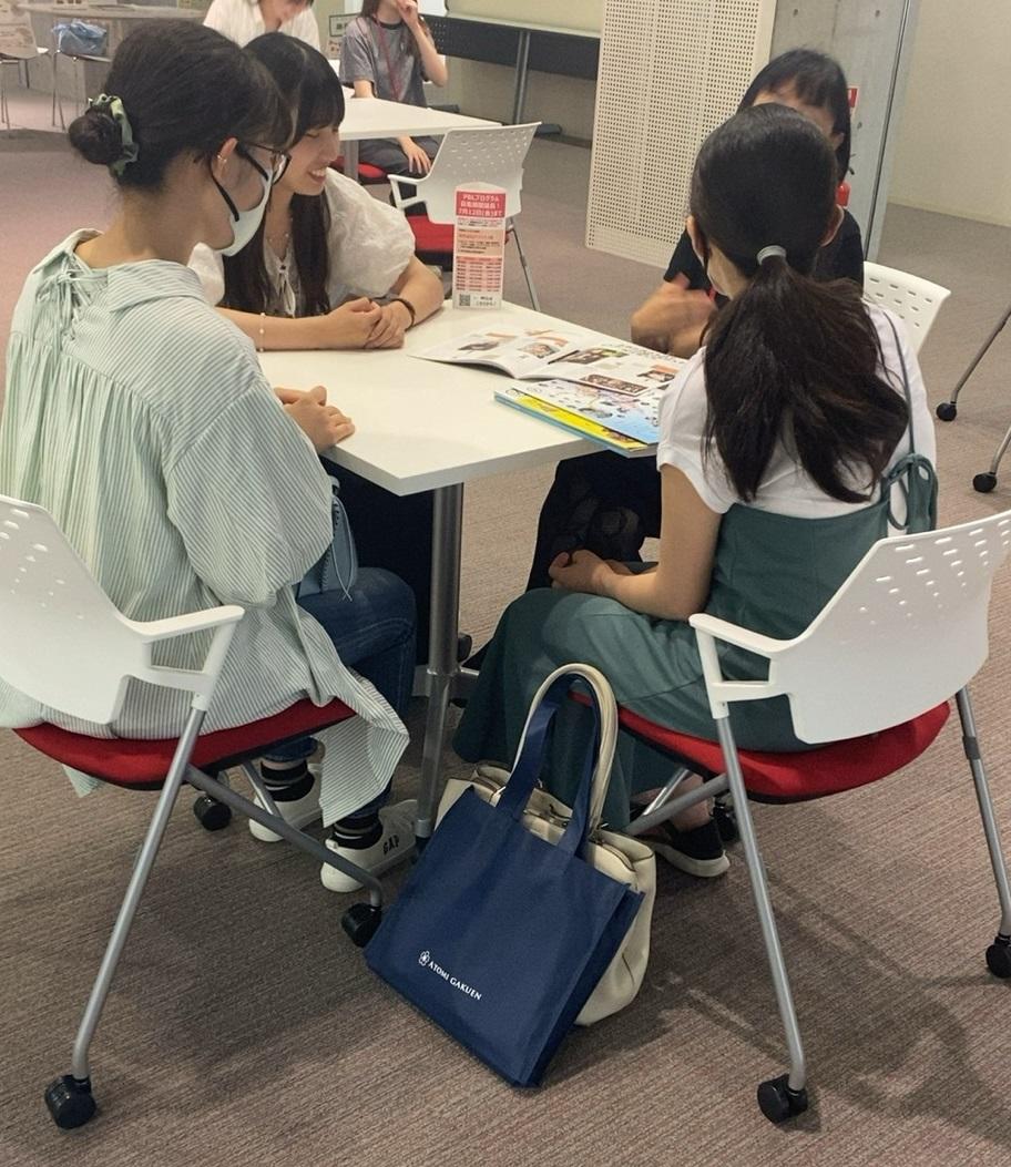 【跡見学園女子大学】「探究ワークショップ」を8月3、4日のオープンキャンパスで初実施 多彩な16テーマを用意、参加者同士の交流も