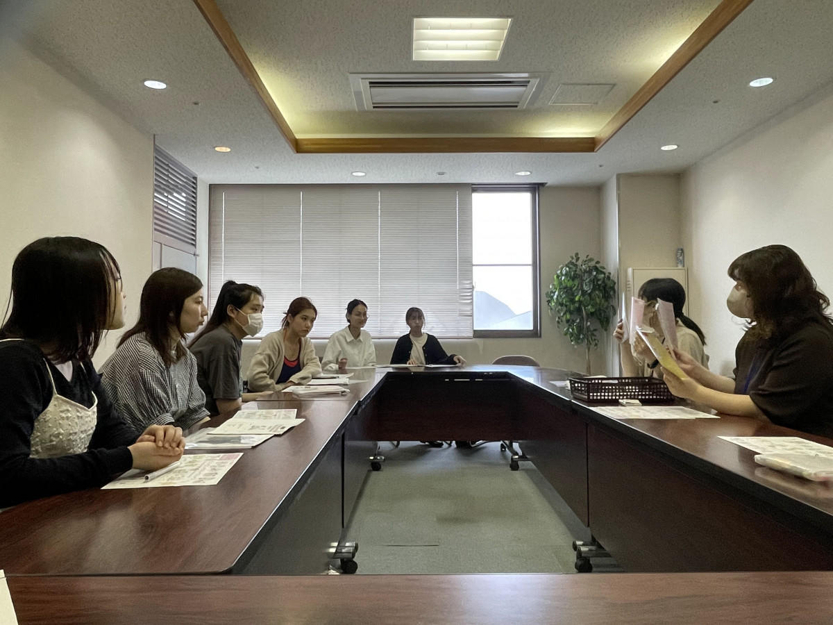 福岡県春日市「妊娠～出産・子育てセルフプラン」を福岡女学院大学の学生が多言語翻訳　–福岡女学院大学