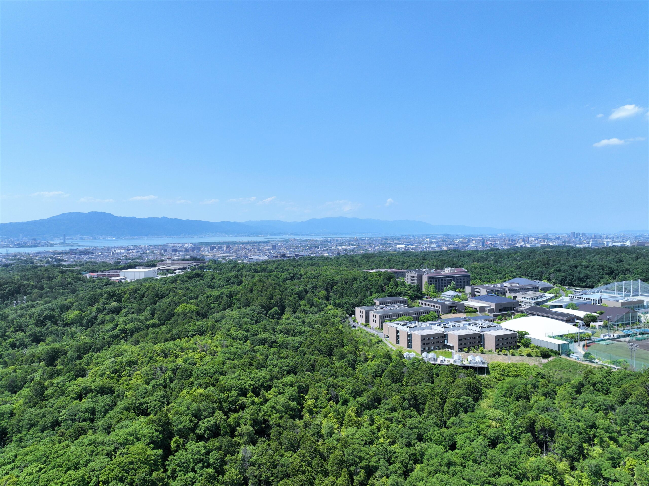 【龍谷大学】ネイチャーポジティブを先導する大学としての決意を表明　日本の大学で初の「ネイチャーポジティブ宣言」を発出　「自省利他」の行動哲学からネイチャーポジティブの実現を目指し、社会課題に向き合う大学として、持続可能な社会の創造に取り組む