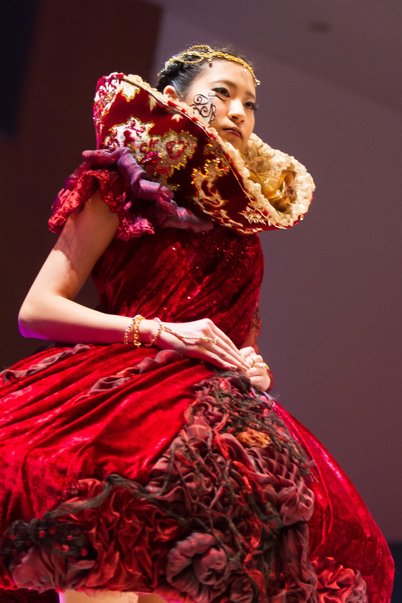 文化学園大学服装学部服装造形学科が6月11日（土）、12日（日）の2日間、ファッションショー「服の力」を開催