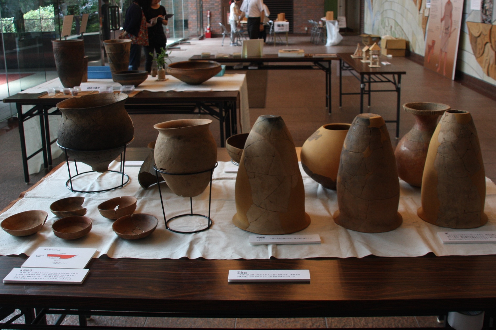 目白大学・目白大学短期大学部が、第17回「目白学園遺跡フェスタ — ふれて歩いて体感　まちの遺跡 — 」を7月23日（土）に新宿キャンパスにて開催