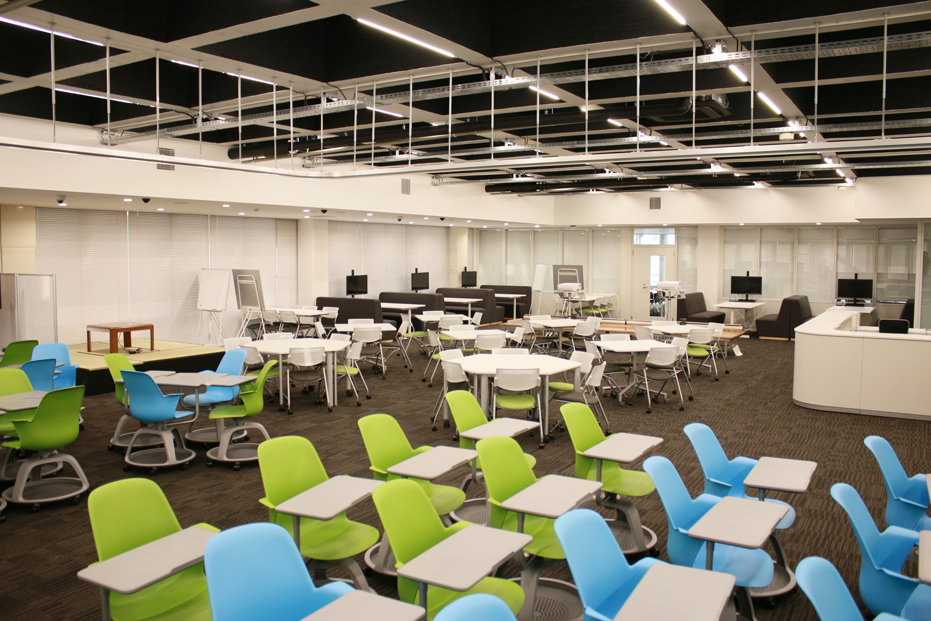 芝浦工業大学 — 学生主体の新たな国際交流活動の場「グローバルラーニングコモンズ」を紹介