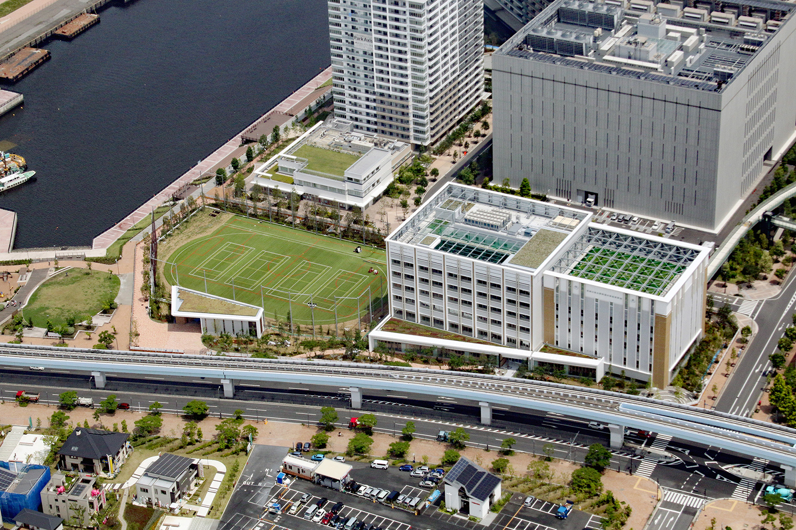 芝浦工業大学附属中学高等学校の建設工事竣工式を挙行～2017年4月豊洲への移転に向けて新校舎が完成