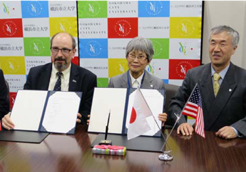 医学国際化セミナー特別講演会『がんになったとき、あなたの大切な子どもに何を知らせますか？』～がんになった親をもつ子どものケアを考える～　MDアンダーソンがんセンター マーサ・アッシェンブレナー氏 講演 — 横浜市立大学