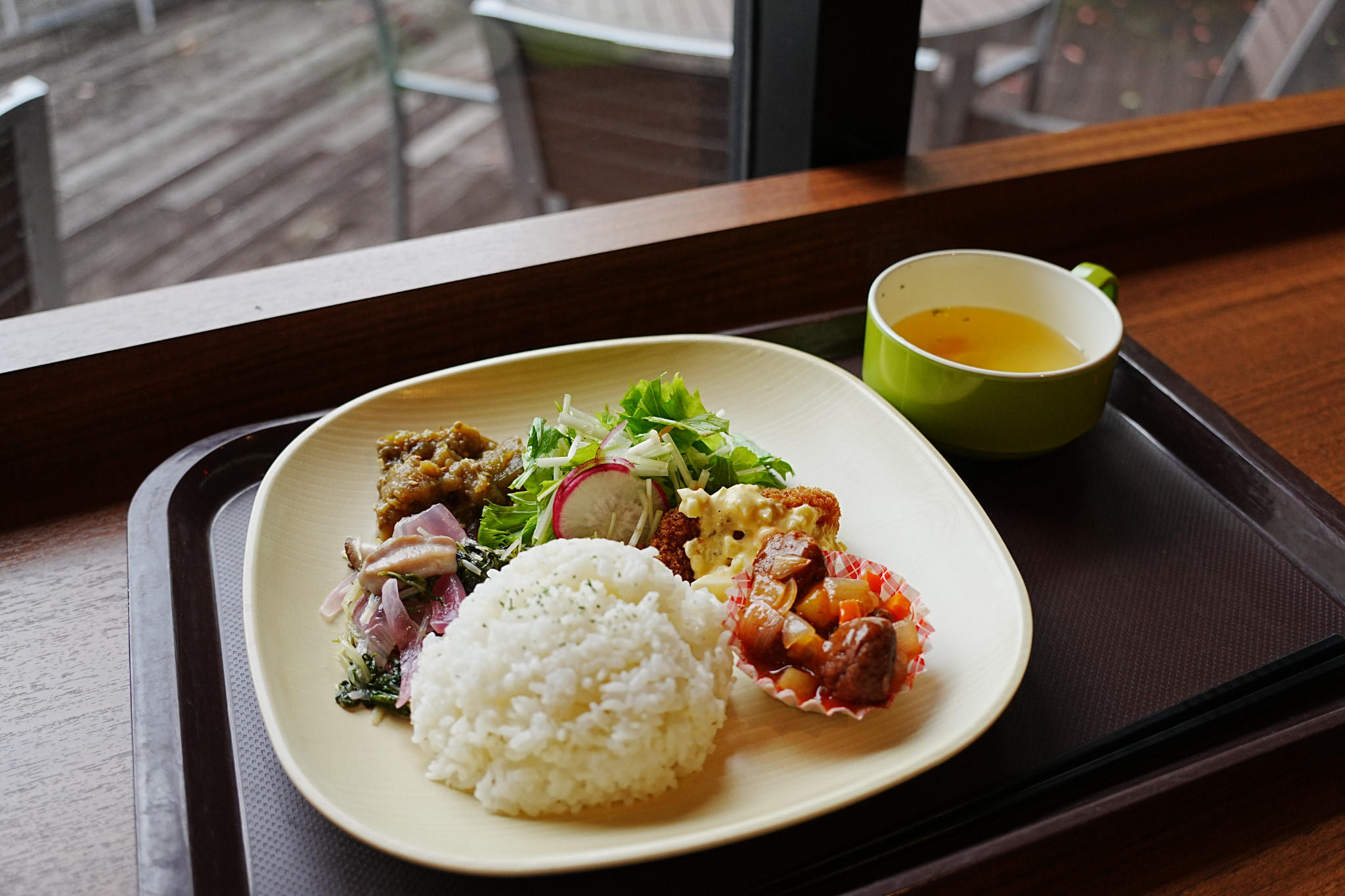 カフェをリニューアル！〜オーガニック野菜で学生の食と健康をサポート〜　–福岡女学院大学
