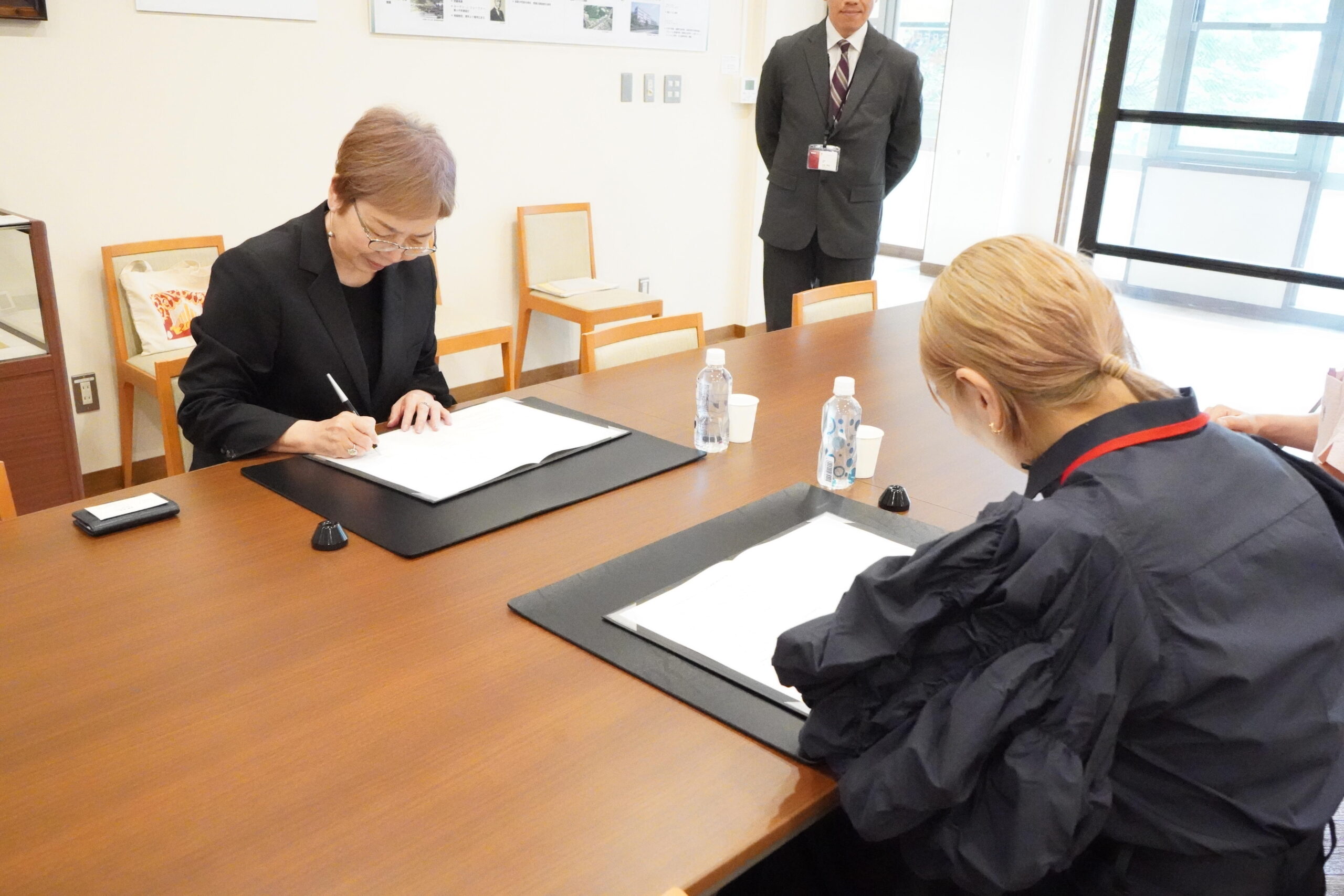 フェリス女学院大学が株式会社VVV（ヴィースリー）と包括連携協定を締結　社会連携を促進