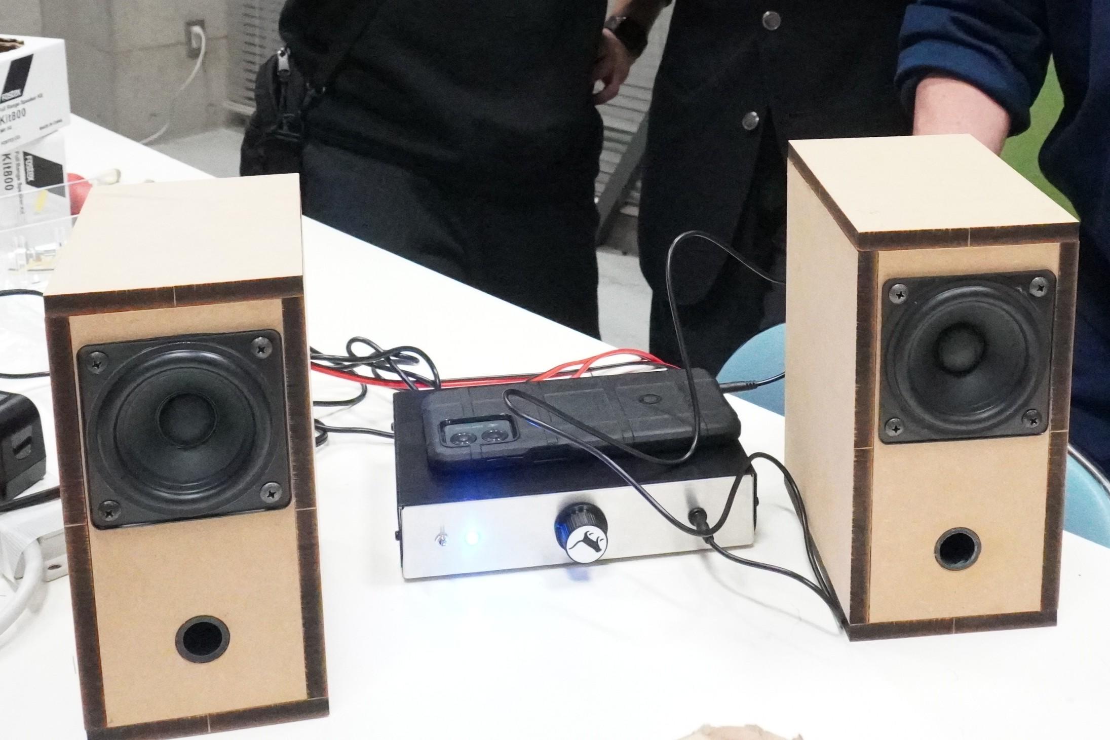 ものつくり大学で、高校生対象体験学習プログラム「Let’s Try！ オーディオづくり」を実施！自分だけのオーディオシステムづくりに挑戦。