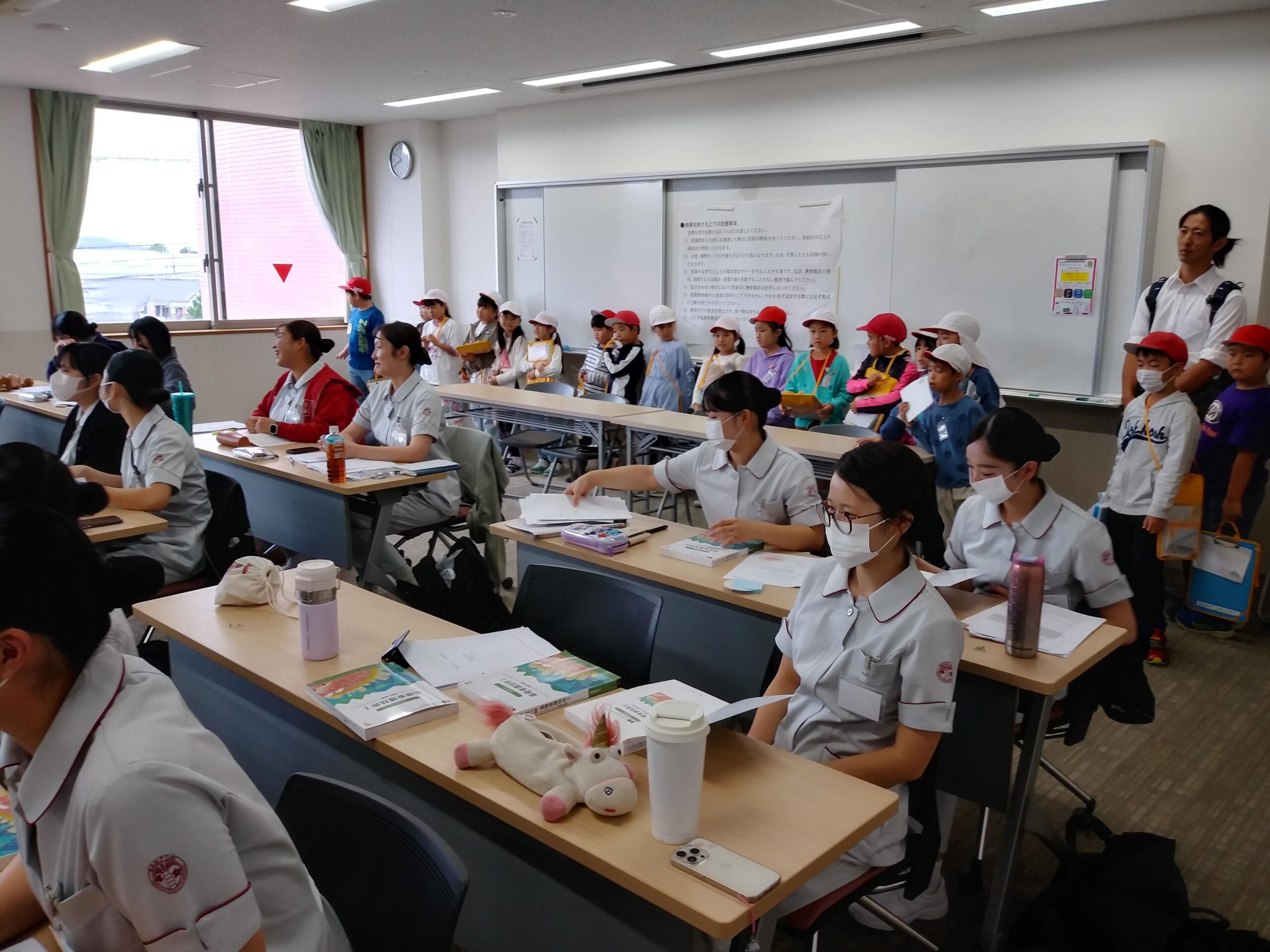 亀田医療大学が「学びを支えるしごと！大学しごと探検隊」を実施 ― 小学2年生が教職員の仕事を見学、職業理解や地域への関心を深める