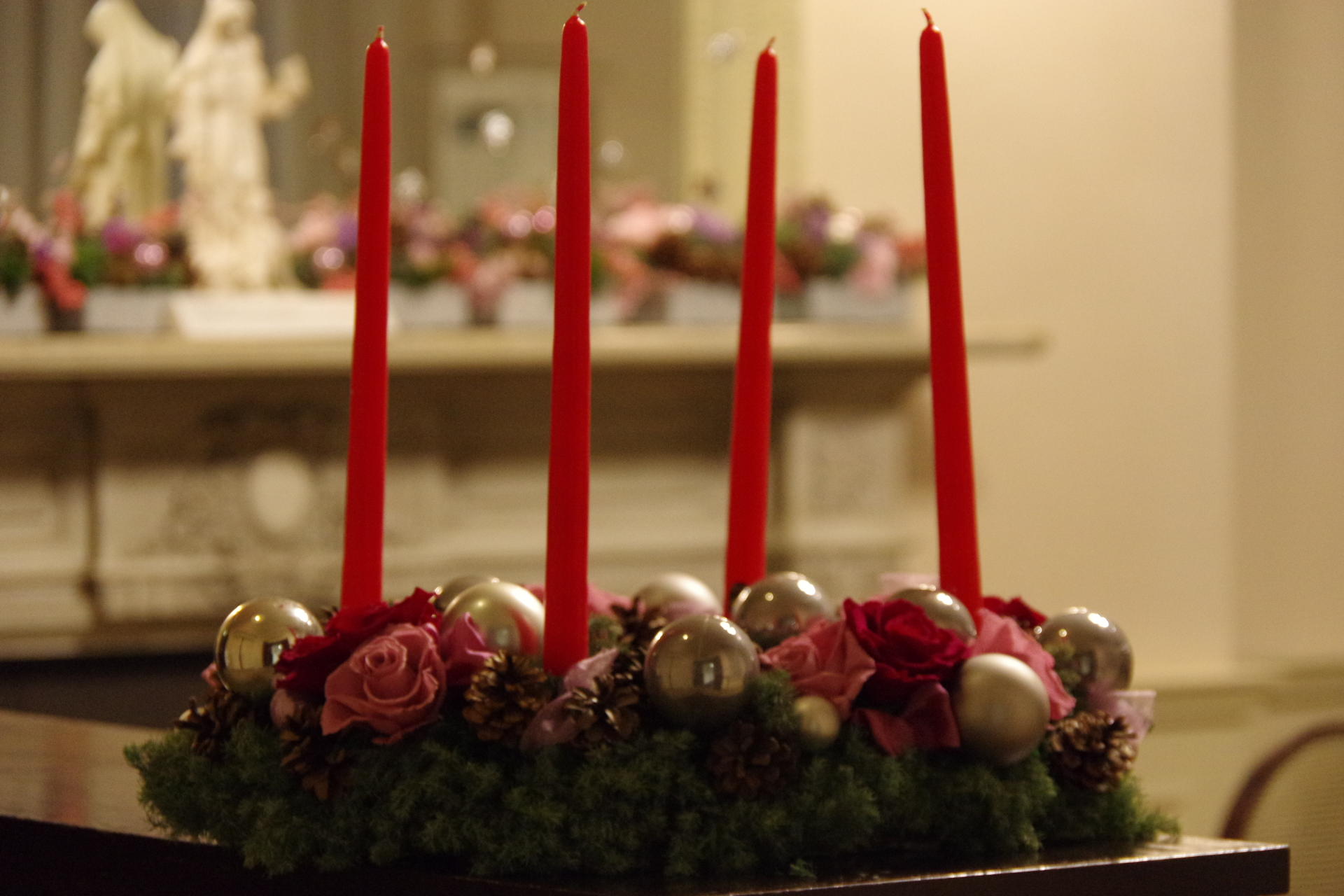 清泉女子大学が「100人で100年プロジェクト」を実施 — 手作りクリスマス飾りで旧島津公爵邸竣工100年を祝う