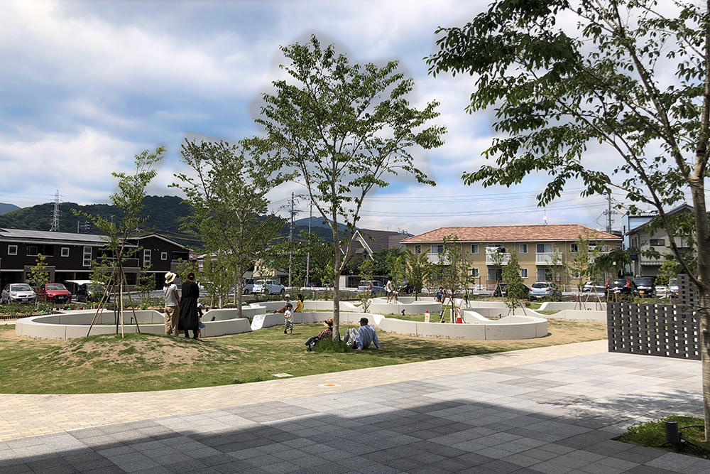 流通科学大学とNTTドコモレッドハリケーンズ大阪が連携協定を締結しました