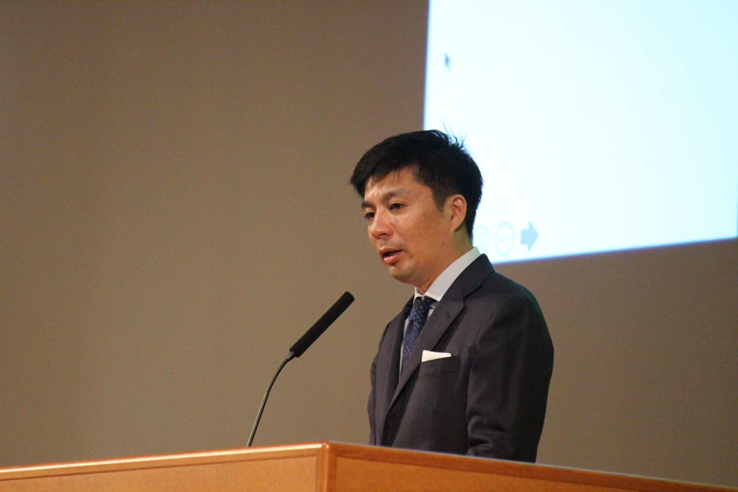 2020年4月にビジネス学部を開設する共立女子大学が、株式会社サイバーエージェント代表取締役社長の藤田晋氏を迎え「朝日教育会議2019」のフォーラムを開催！