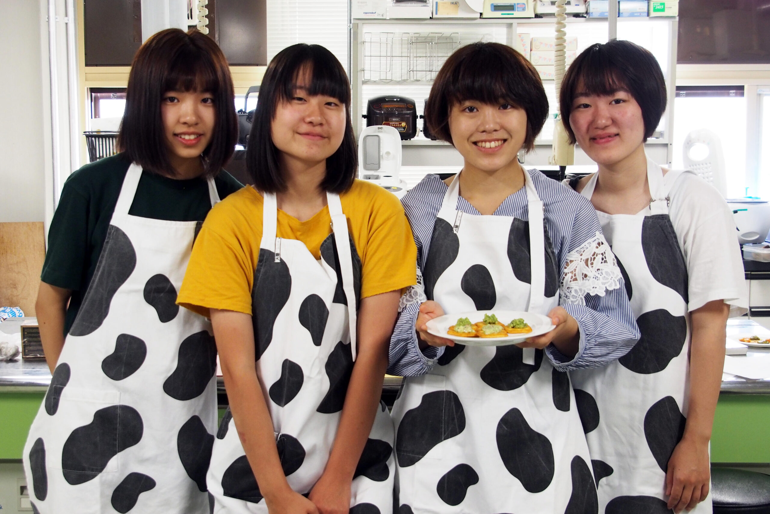 酪農学園大学が8月25日の「まるごと江別2018」に江別産ブロッコリーを使った食べるドレッシングを出展 — 飲食ブースではマーケティング研究室で考案したメニューの販売も