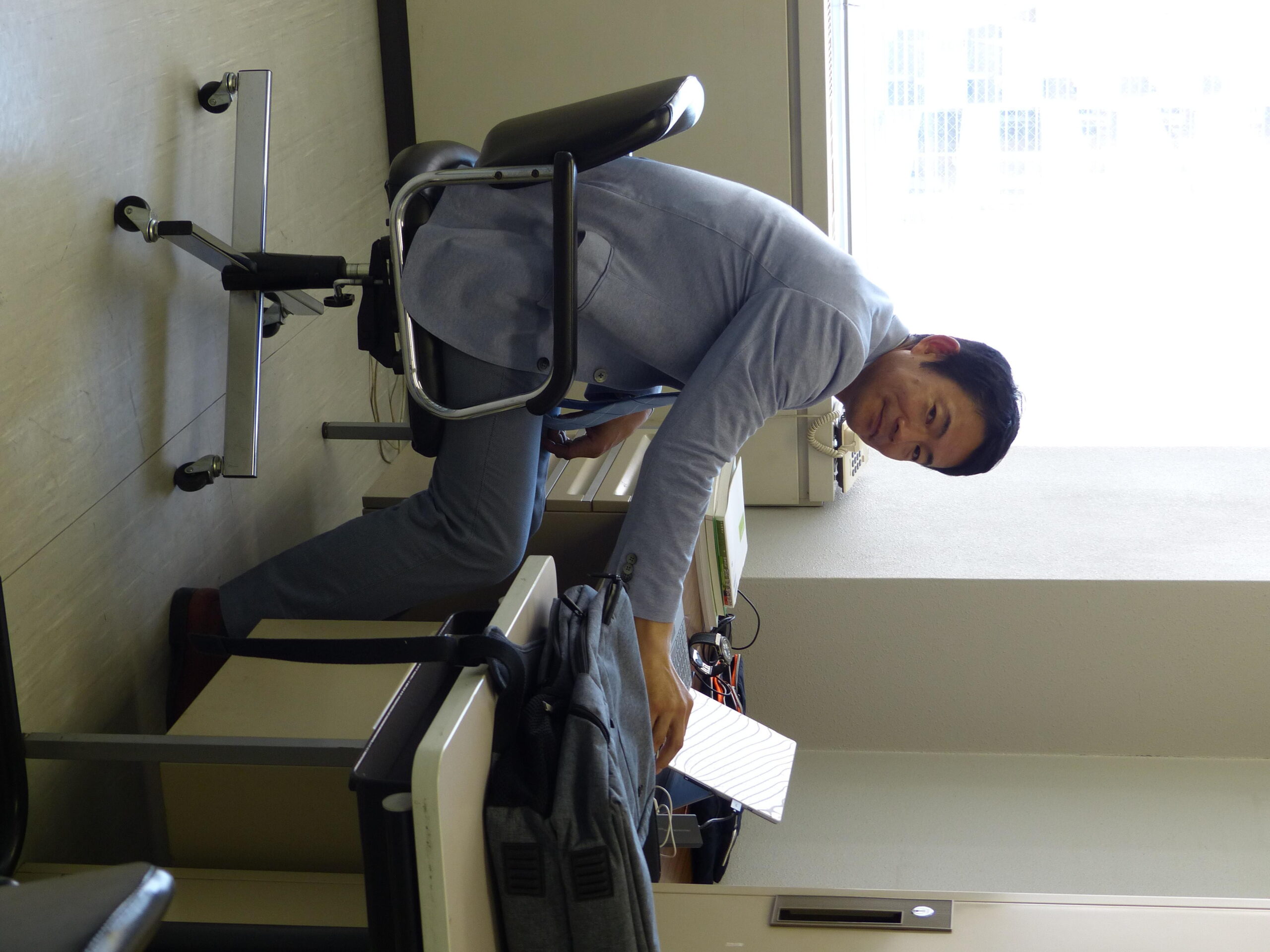 元プロ野球選手の仁志敏久客員教授がオンラインで「スポーツ指導者論」の初講義を実施 — 江戸川大学